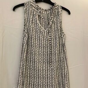 Top small white black